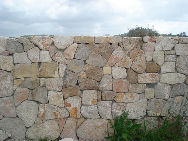Mur en pierre mandelieu